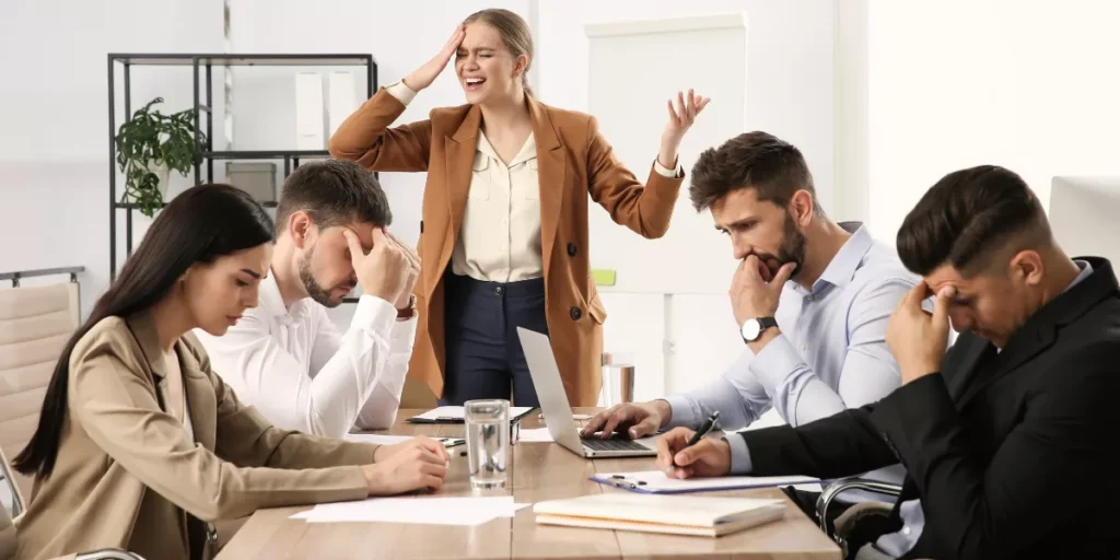 What Are the Signs of a Toxic Work Environment?