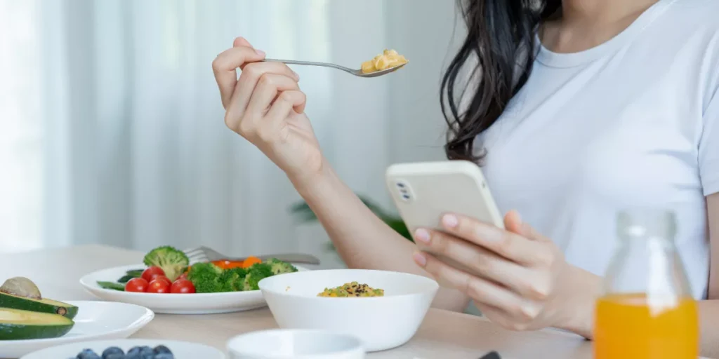 Why Is Balanced Nutrition Crucial for Women’s Health? Why Is Balanced Nutrition Crucial for Women’s Health?